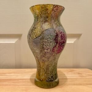 Handblown Art Glass Vase – Multicolor Swirl Pattern